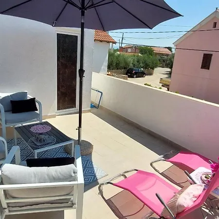 Apartament Rafin Dvor Vrsi