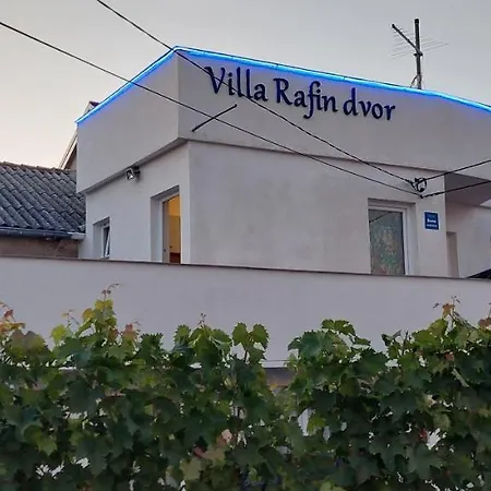 Rafin Dvor Apartment *